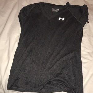 Grey semi fitted women's tee